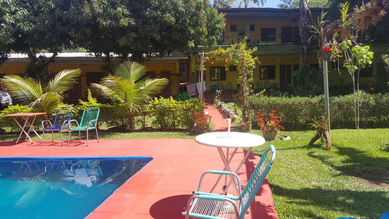 Hotel Y Residencial Amigos Puerto Iguazú Exteriör bild